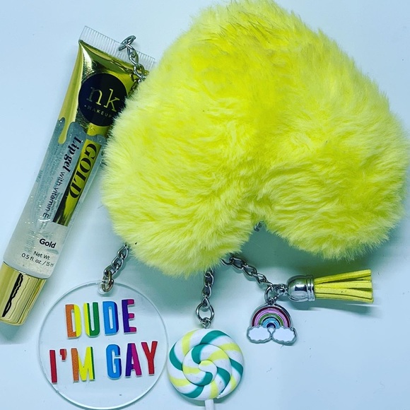 Pride heart keychain puffs - Picture 2 of 2